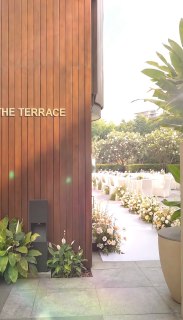 𝐈𝐭 𝐛𝐞𝐠𝐢𝐧𝐬 𝐰𝐢𝐭𝐡 𝐚 𝐠𝐥𝐚𝐧𝐜𝐞. 𝐀 𝐠𝐞𝐧𝐭𝐥𝐞 𝐭𝐨𝐮𝐜𝐡. 𝐀 𝐰𝐡𝐢𝐬𝐩𝐞𝐫𝐞𝐝 𝐩𝐫𝐨𝐦𝐢𝐬𝐞.

Bắt đầu từ một ánh nhìn. Một cái chạm. Một lời hứa. 

Từ bước chân đầu tiên đến không gian ngập ánh vàng và hoa, từng khoảnh khắc đều được chăm chút để kể nên câu chuyện tình yêu của riêng bạn. Nơi cảm xúc chạm đến sự dịu dàng và thanh lịch - cùng khám phá không gian cưới tại New World Saigon Hotel.

Liên hệ để được tư vấn sự kiện: 
T: 028 3915 5434 
M: meetings.saigon@newworldhotels.com

***

It begins with a glance. A gentle touch. A whispered promise.

From the first step down the aisle to a space bathed in golden light and delicate blooms, every moment is lovingly crafted to tell your unique love story. Where romance meets refined elegance - welcome to weddings at New World Saigon Hotel.

Event Venue Reservations 
T: 028 3915 5434 
M: meetings.saigon@newworldhotels.com

#NewWorldHotels #NewWorldSaigon #ElegantWeddings #RomanticVenue #WeddingInSaigon