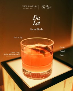 𝐖𝐡𝐚𝐭 𝐝𝐨𝐞𝐬 𝐕𝐢𝐞𝐭𝐧𝐚𝐦 𝐭𝐚𝐬𝐭𝐞 𝐥𝐢𝐤𝐞?​
​3 lựa chọn cocktail, 3 cách chạm vào một Việt Nam rất riêng.​ 

Dù là Phở Aftertaste mang đến dư vị ẩm thực truyền thống, Đà Lạt Forest Blush với hương hoa quả dịu dàng như sương sớm, hay Pandan Coconut Cloud gợi nhớ một buổi chiều miền Tây - mỗi ly cocktail bắt đầu từ một nơi quen thuộc: gian bếp, sương sớm vùng thảo nguyên, miền sông nước. 

Tất cả khi đặt cạnh nhau không chỉ là hương vị mà là một lát cắt của ký ức Việt được chắt lọc, nâng niu, và kể lại qua sự dẫn dắt của bartender trong buổi workshop trải nghiệm làm “do-it-yourself” cocktail nhân dịp Tháng Trái Đất.
​
 🕰️ 3:00 PM – 11:00 PM | 13 – 17 tháng 4​, 2026
📍 Whisper Bar and Lounge - New World Saigon Hotel, 76 Lê Lai, Phường Bến Thành, HCMC​
​
——​
Three cocktails. Three ways to experience the culture.​ Whether it’s Phở Aftertaste with the traditional warmth, Da Lat Forest Blush unfolding in soft, fruit-forward notes like morning mist, or Pandan Coconut Cloud evoking a quiet Mekong afternoon - each cocktail begins in a place that we all feel familiar: the kitchen, the highland dawn, the riverlands.
​
Made with local ingredients. Shaped by Vietnamese memory.​
​
Join our DIY cocktail workshops today.
🕰️ 3:00 PM – 11:00 PM | 13th – 17th April​, 2026
📍 Whisper Bar and Lounge - New World Saigon Hotel, 76 Le Lai, Ben Thanh Ward, HCMC​
​
#NewWorldHotels #NewWorldSaigon #NewWorldDoGoodSeries #RosewoodImpacts​ #ThePowerofLocal EarthDay