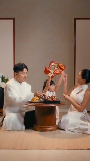 𝐑𝐞𝐮𝐧𝐢𝐨𝐧 𝐔𝐧𝐝𝐞𝐫 𝐓𝐡𝐞 𝐌𝐨𝐨𝐧𝐥𝐢𝐠𝐡𝐭
In the enchanting spirit of autumn, what makes a Mid-Autumn Festival truly complete? Is it the vibrant glow of colorful lanterns, the abundance of a festive feast, the joyful lantern parades accompanied by the lively beat of lion dance drums, or the timeless tales of Cuội, Hằng Nga, and the Jade Rabbit that once illuminated our childhoods?
Yet, all these brilliant lights and festive sounds only become truly meaningful when shared with those we love. Amid the fast pace of everyday life, the greatest magic of Mid-Autumn Festival is often found in life's simplest moments: gathering with family beneath the full moon, savoring a warm cup of tea, enjoying a delicate mooncake, and exchanging smiles filled with love and togetherness.
Let New World Saigon be part of these cherished family reunions, creating unforgettable Mid-Autumn memories and celebrating the warmth of being together.
Enjoy special privileges for mooncake orders placed from now until August 28, 2026.
🥮 Discover our collection: https://shorturl.at/FpnwB
📞 Inbox to order now, or contact: +84 93 353 3650 | ✉️ trinh.nguyen@newworldhotels.com
#NewWorldHotels #NewWorldSaigon #MoonlightonFullBloom #MooncakeCollection2026 #MidAutumn