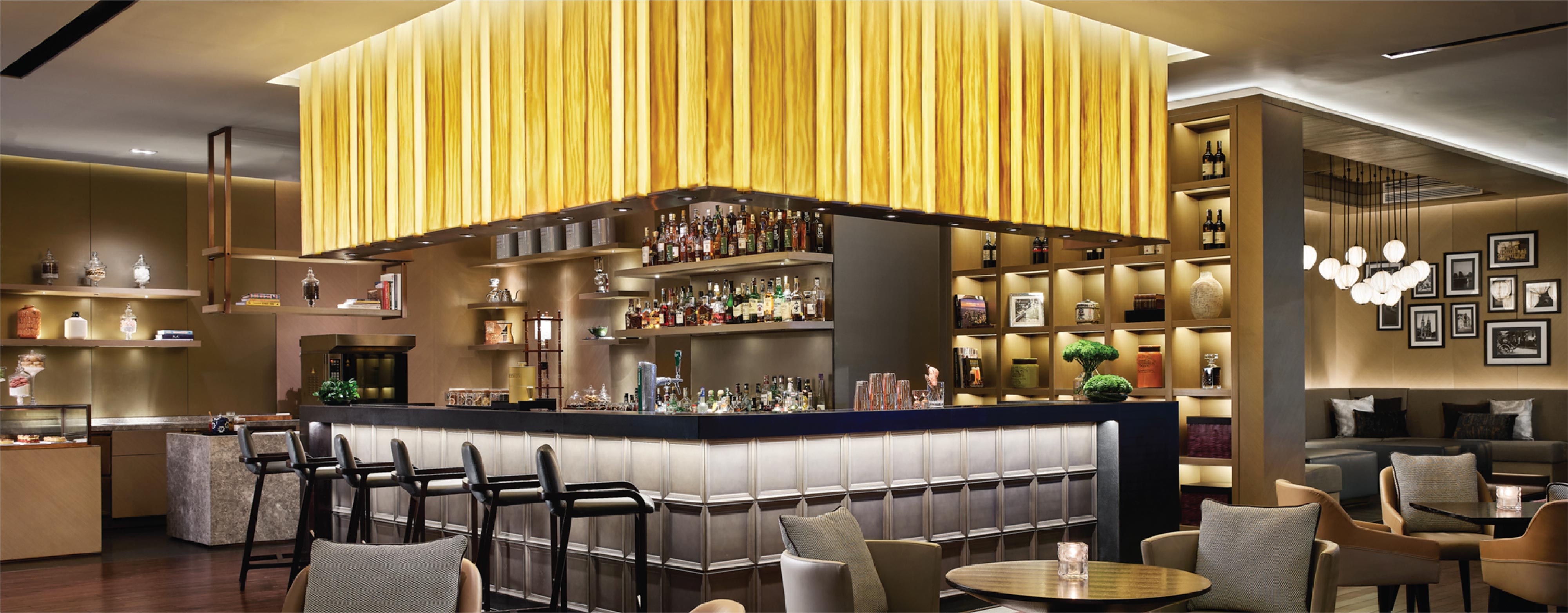 Whisper Bar & Lounge | New World Saigon Hotel